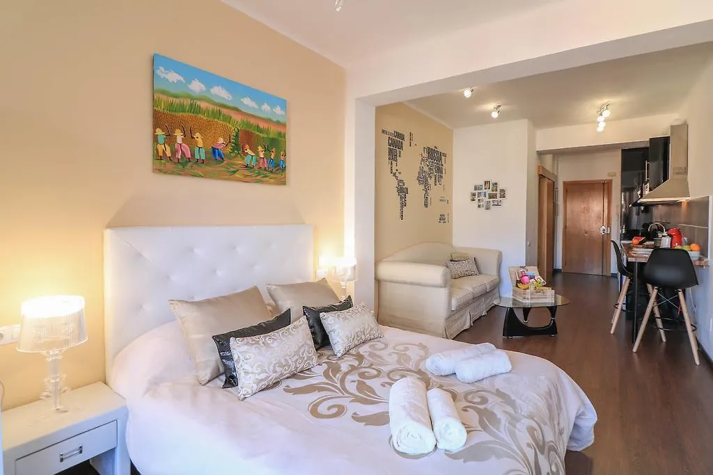 Hotel La Bellavista Barcelona 0*,  Španělsko